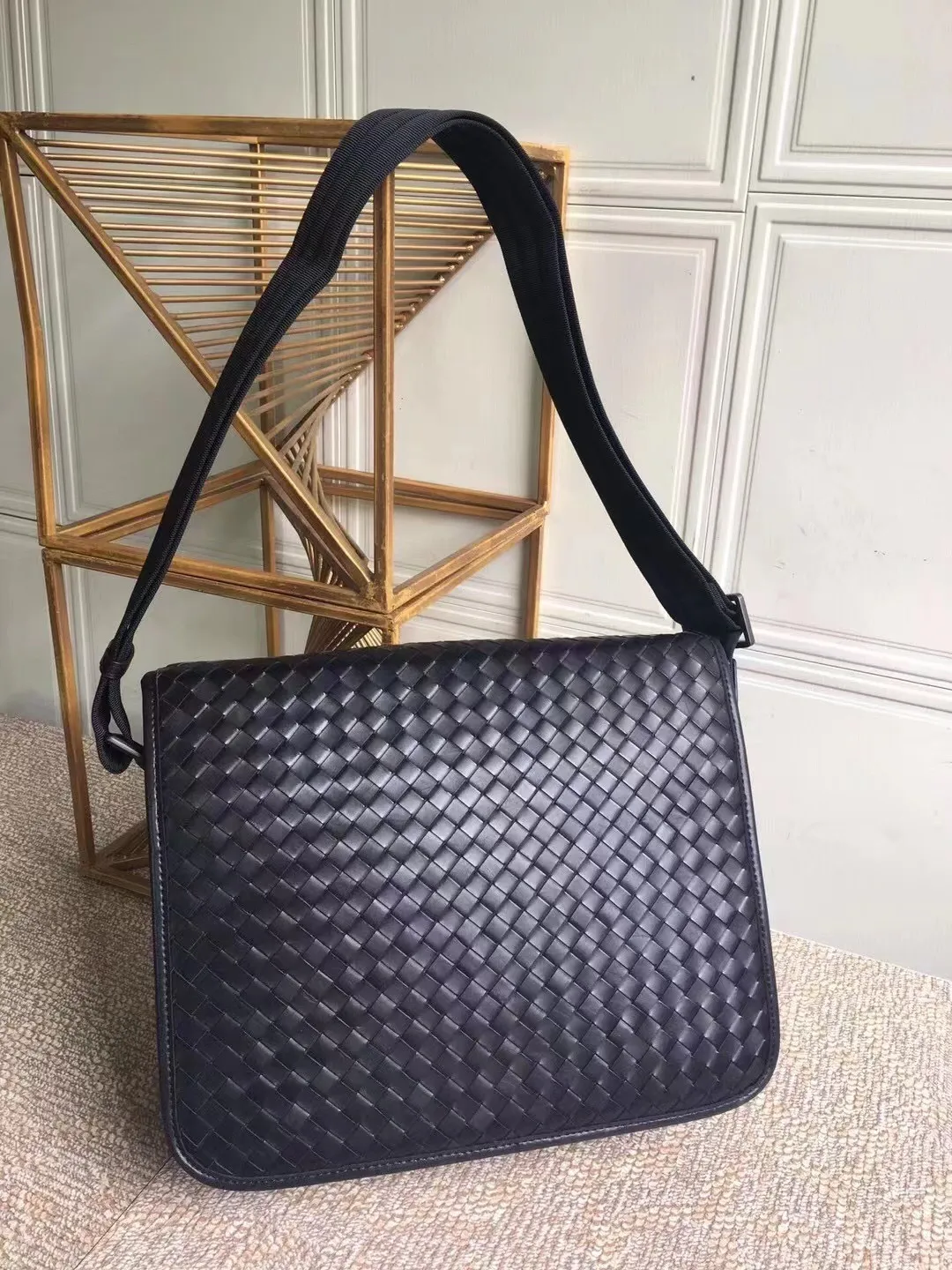 All categories 💚 Top version men’s bags 💚 BV 2024 new BV crossbody bag